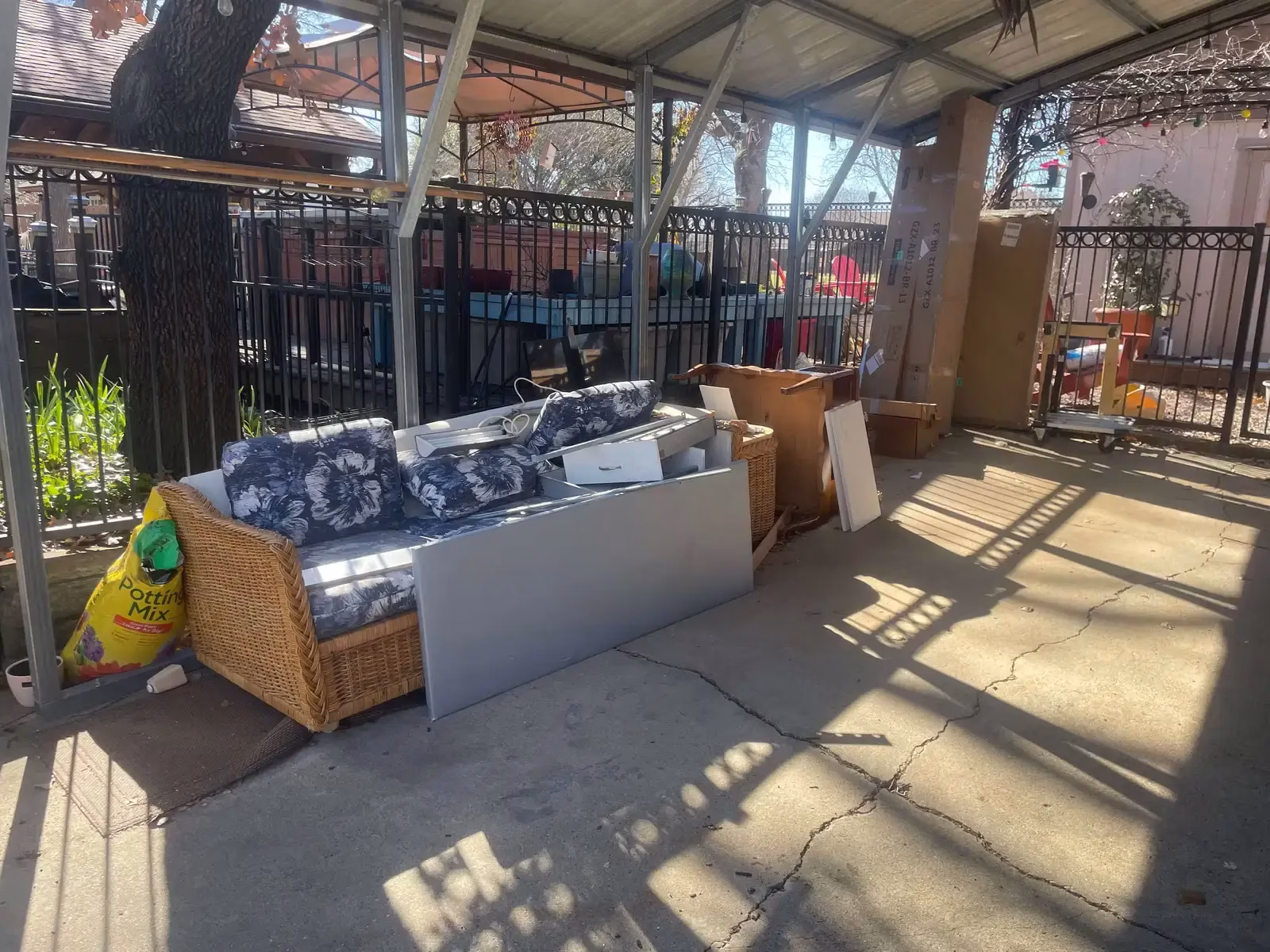 BnG Junk Removal is a trusted McKinney junk removal company.